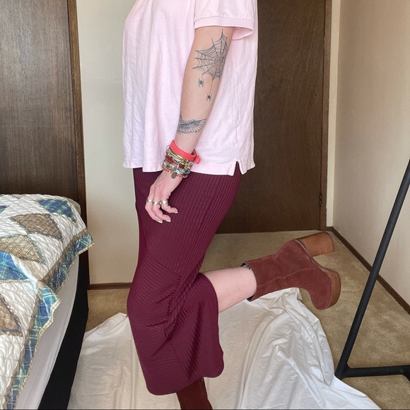 Ribbed bodycon mid calf skirt - Picture 11 of 11